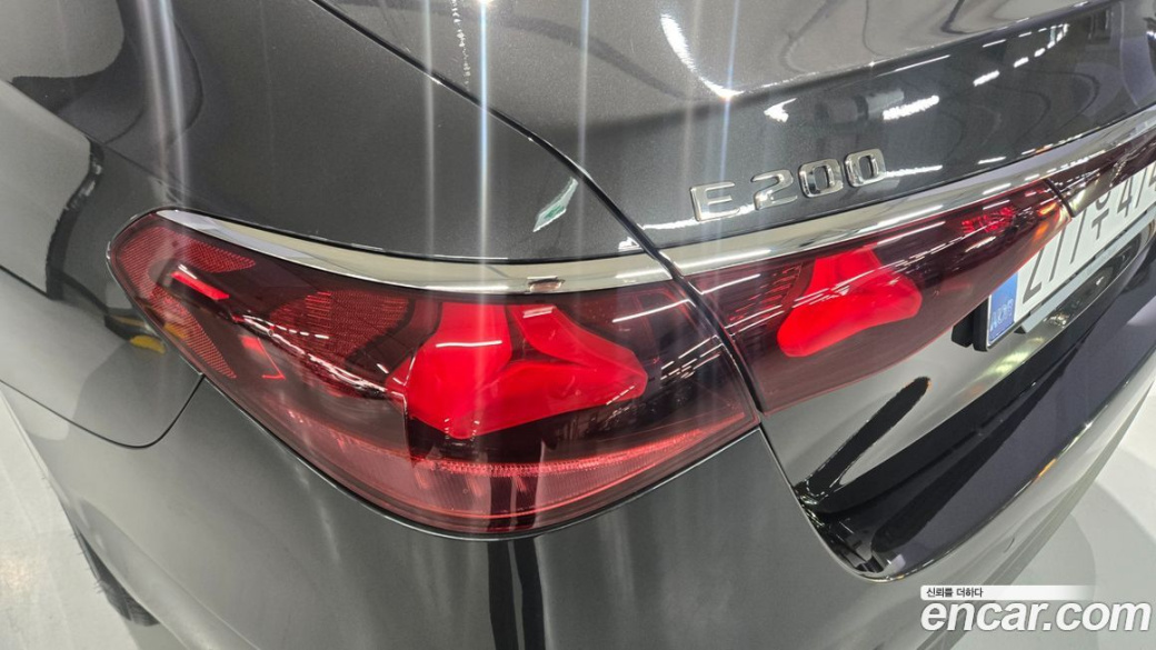 Mercedes-Benz E-Class E200 Avantgarde, 2025
