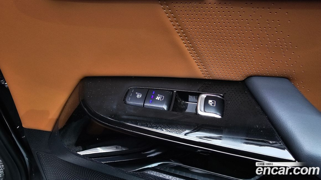 Kia Mohave Diesel 3.0 4WD 6-Seater, 2023