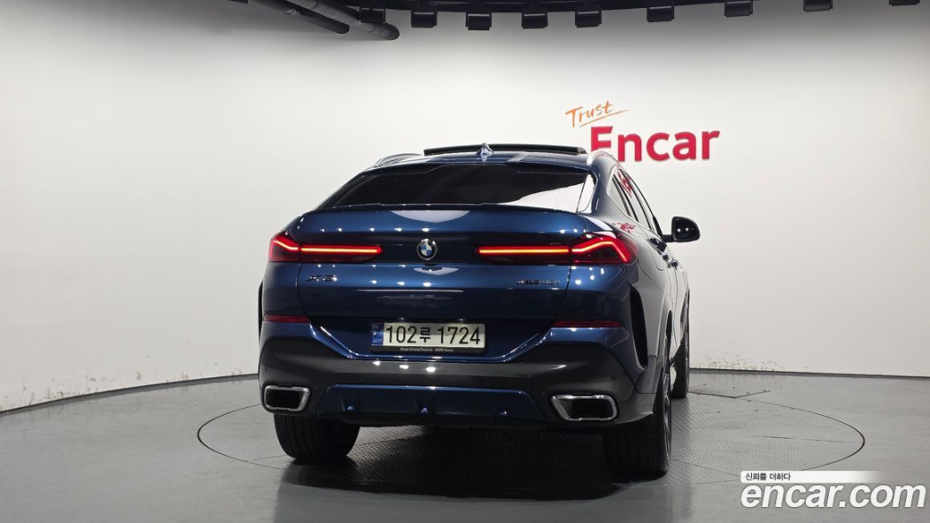 BMW X6 xDrive40i M Sport, 2023