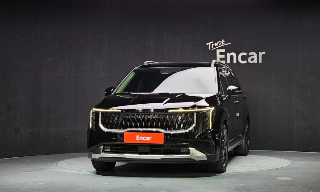 Kia Carnival 9-Seater Signature, 2025