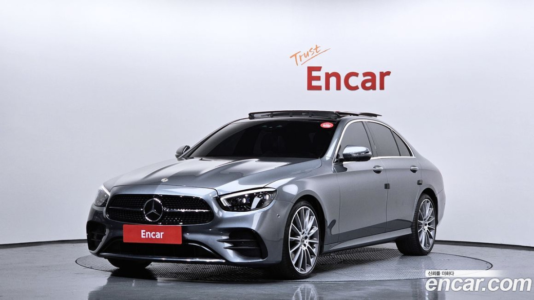 Mercedes-Benz E-Class E350 4MATIC AMG Line, 2022