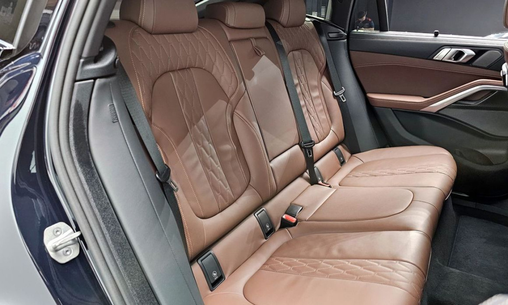 BMW X6 xDrive40i M Sport, 2025