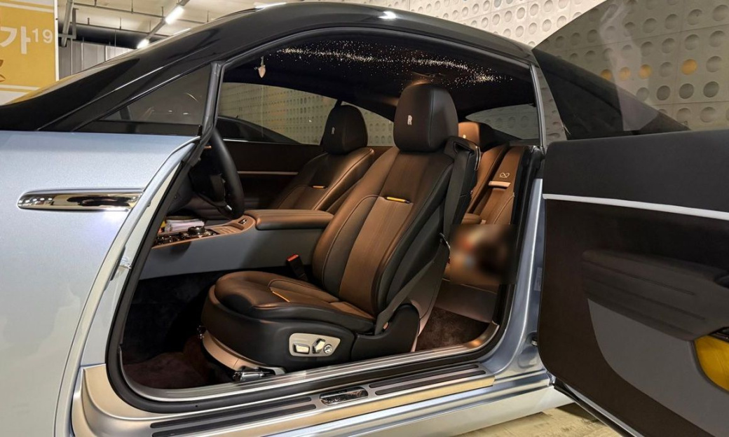 Rolls-Royce Wraith 6.6, 2022