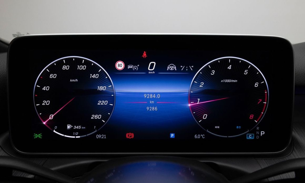 Mercedes-Benz C-Class C300 4MATIC Avantgarde, 2023