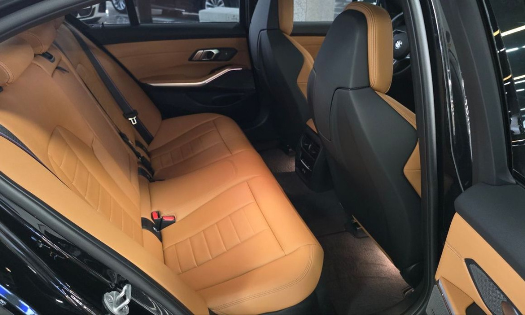BMW 3-Series M340i Pro, 2024