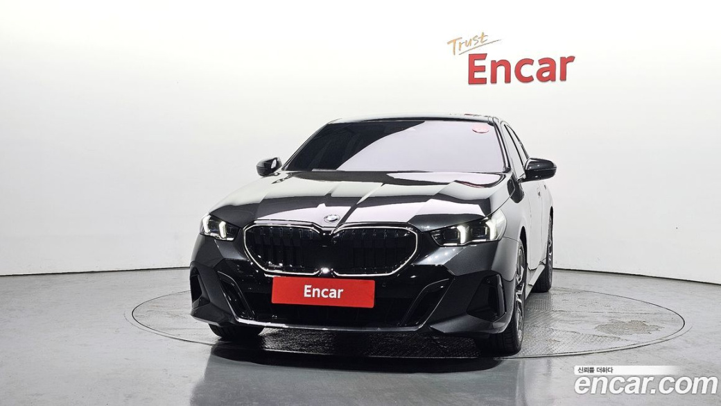 BMW 5-Series 520i M Sport, 2026