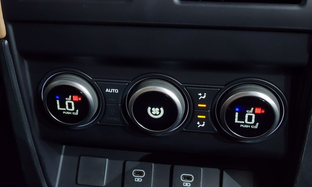 Land Rover Defender 110 D300 X-Dynamic HSE, 2025