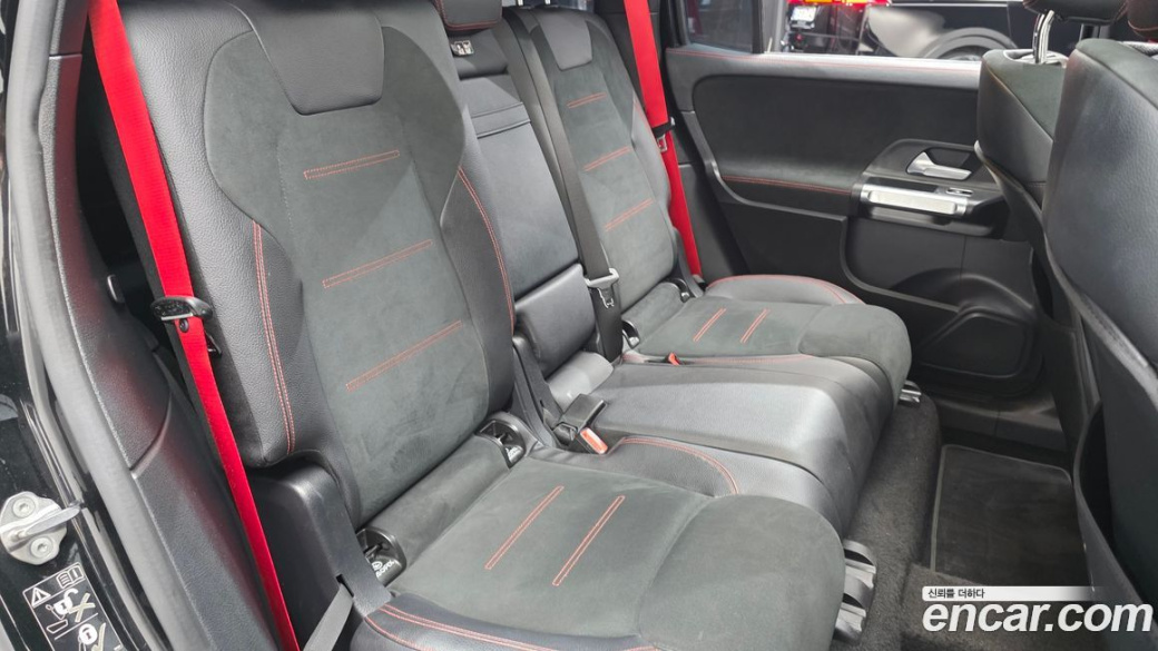 Mercedes-Benz GLB-Class AMG GLB35 4MATIC, 2022