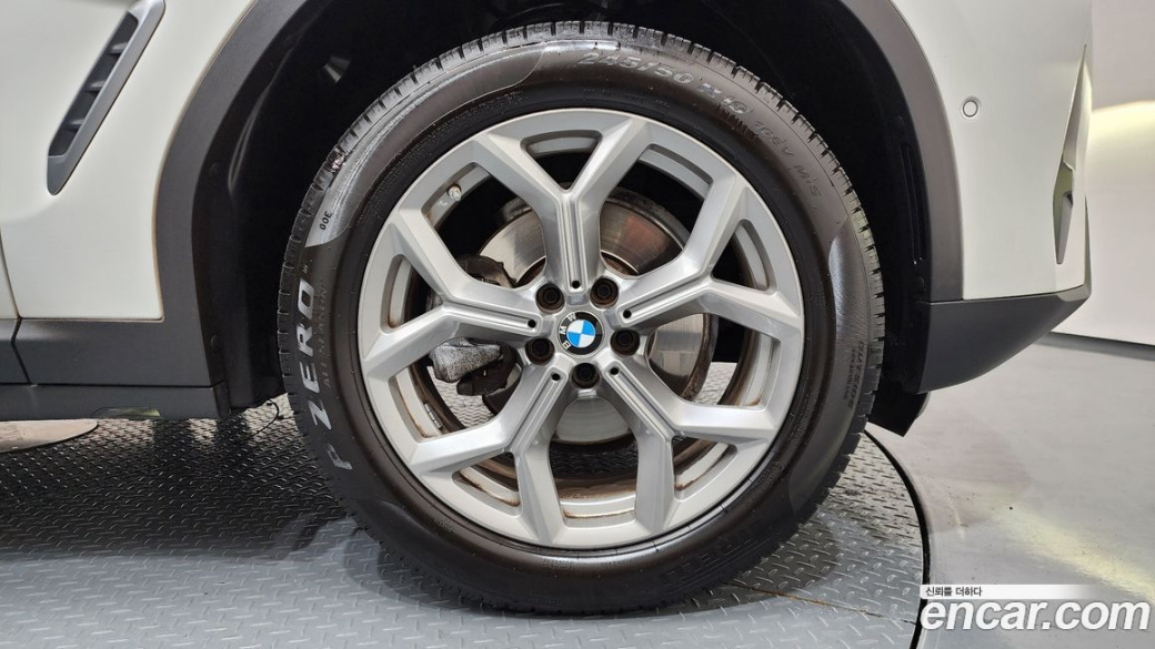 BMW X4 xDrive20i xLine, 2022