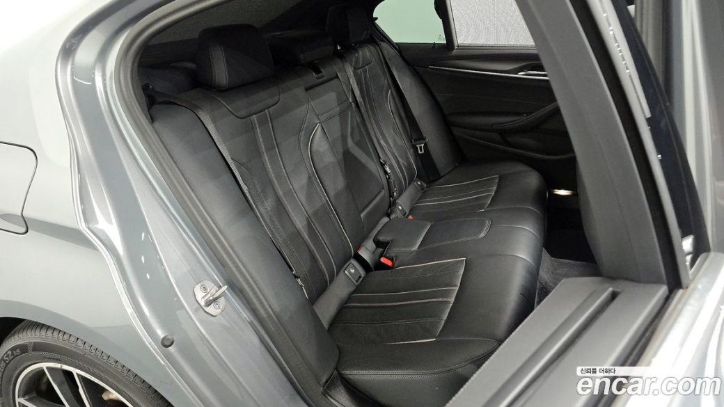 BMW 5-Series 520i M Sport, 2023
