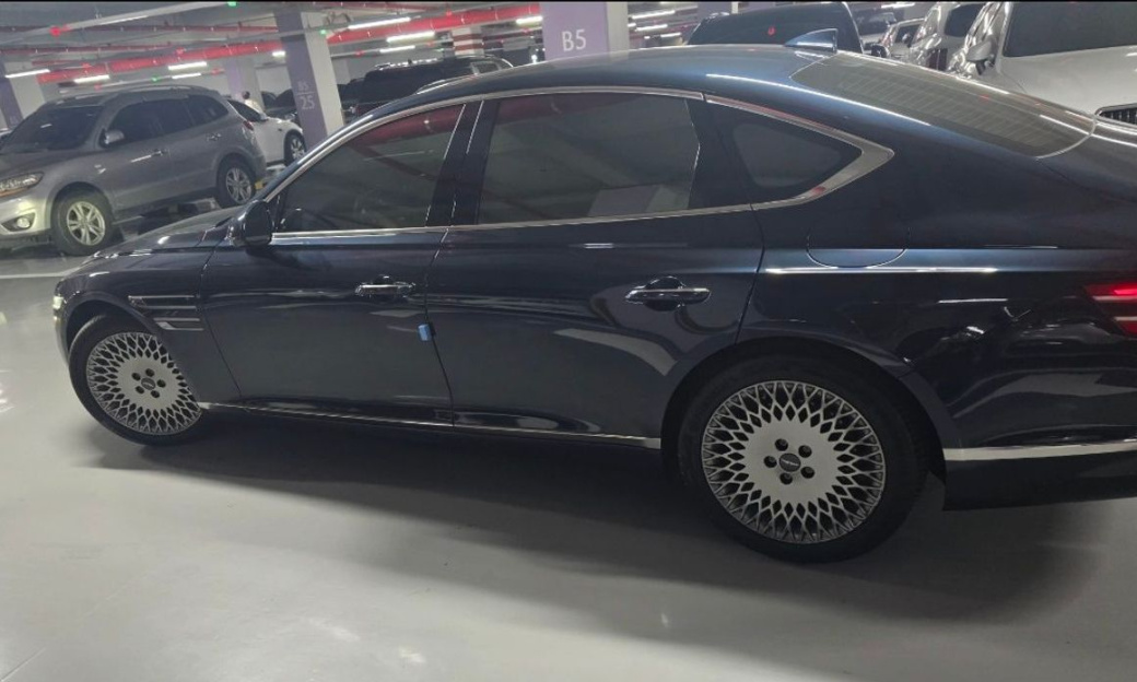 Genesis G80 Gasoline 2.5 Turbo AWD, 2022
