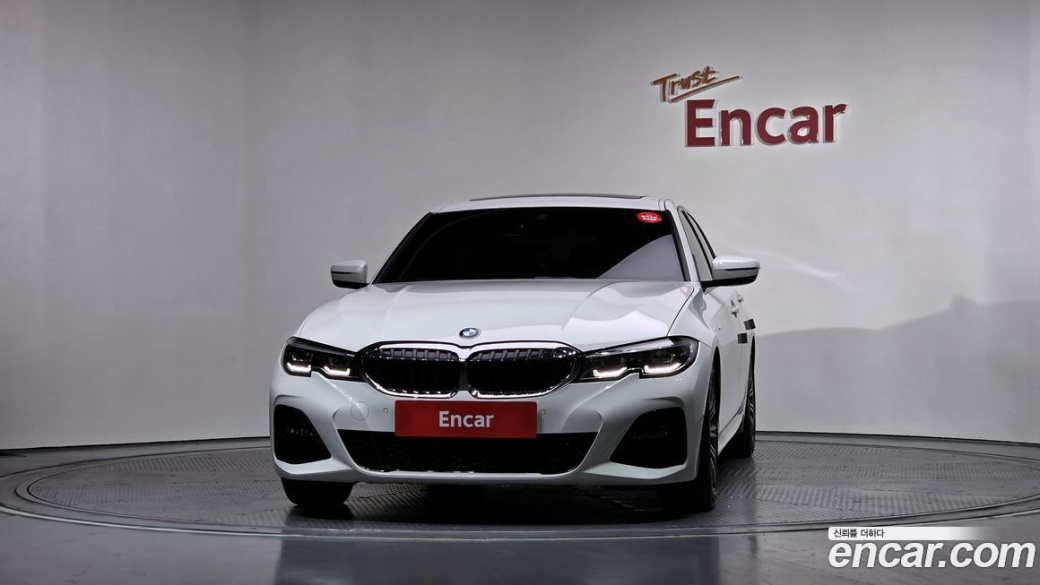 BMW 3-Series 320i M Sport, 2022