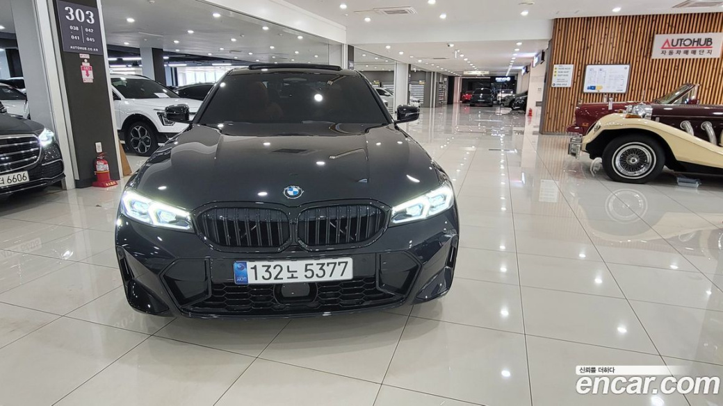 BMW 3-Series 320i M Sport, 2023