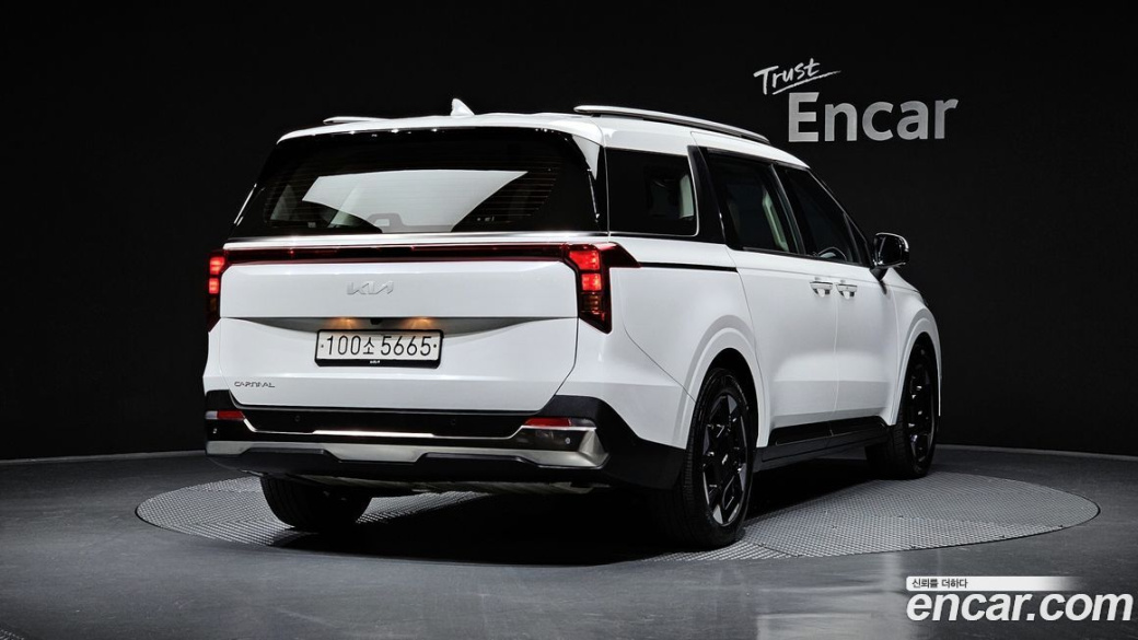 Kia Carnival 7-Seater Noblesse, 2025
