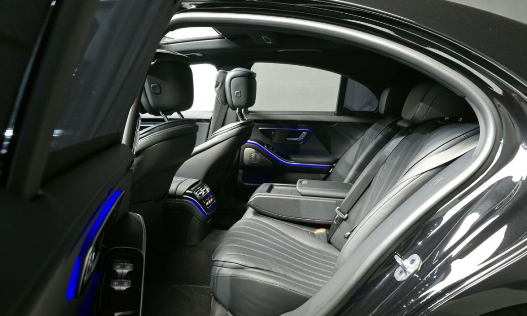 Mercedes-Benz S-Class S350 d 4MATIC, 2025