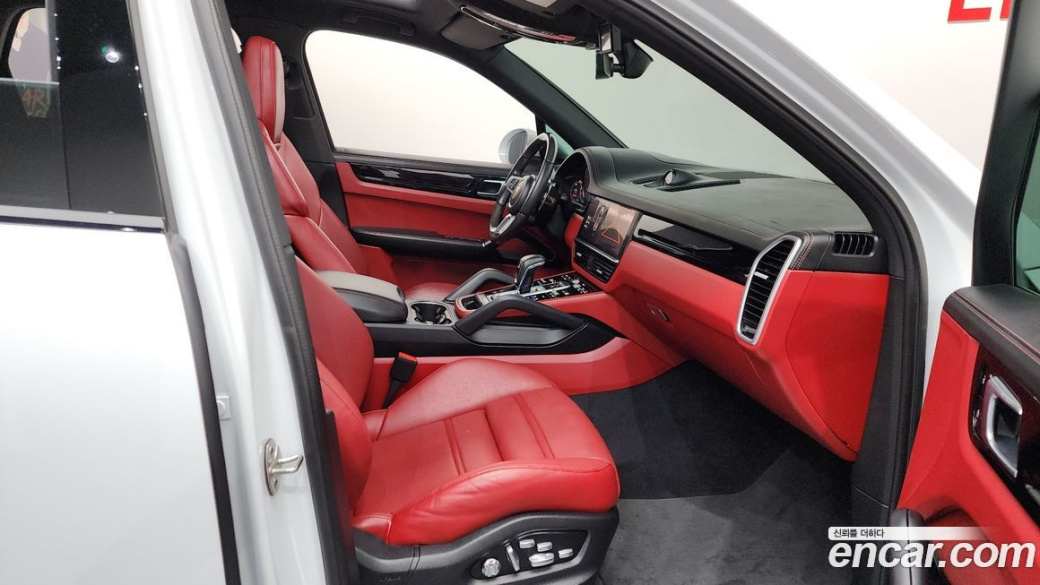 Porsche Cayenne 3.0, 2021