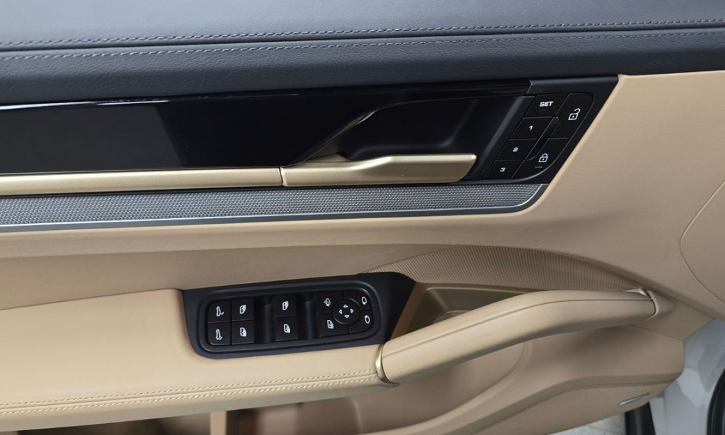 Porsche Cayenne 3.0 Coupe, 2024