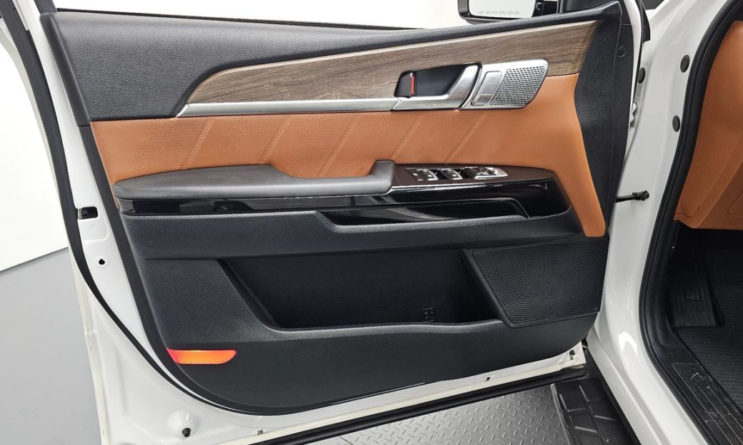 Kia Mohave Diesel 3.0 4WD 5-Seater, 2022