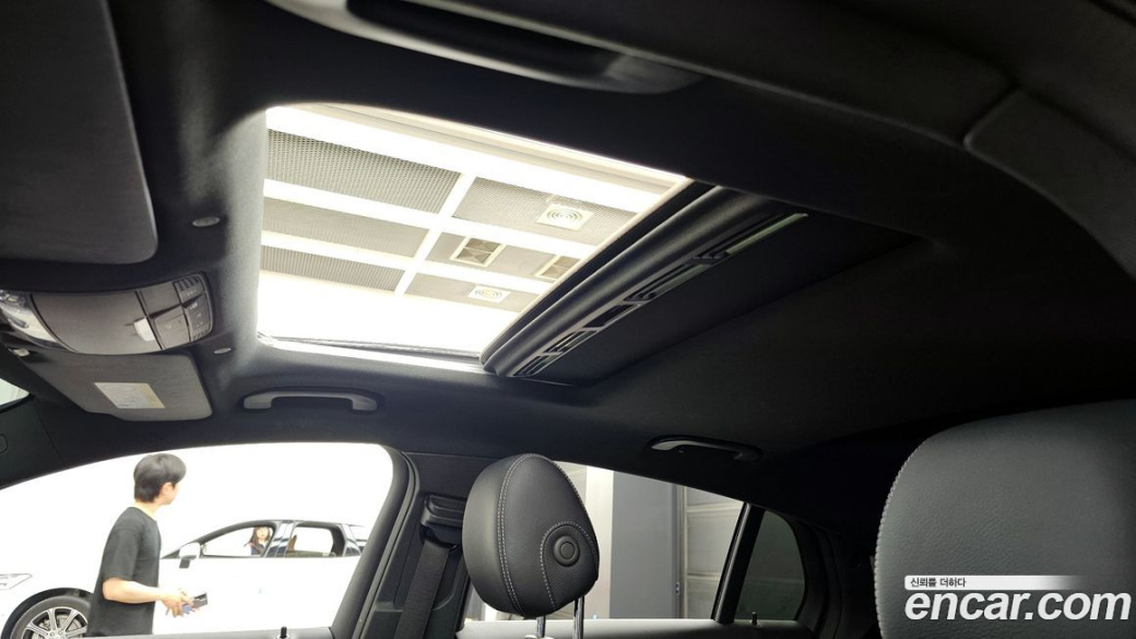 Mercedes-Benz GLC-Class GCL300 4MATIC Coupe, 2023