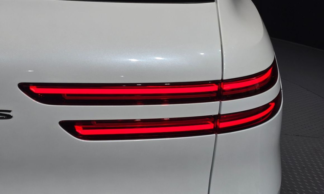 Genesis GV70 2.5T Gasoline 2WD, 2025