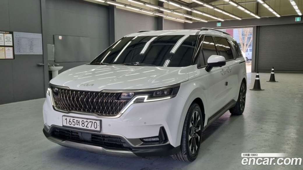 Kia Carnival 9-Seater Noblesse, 2023