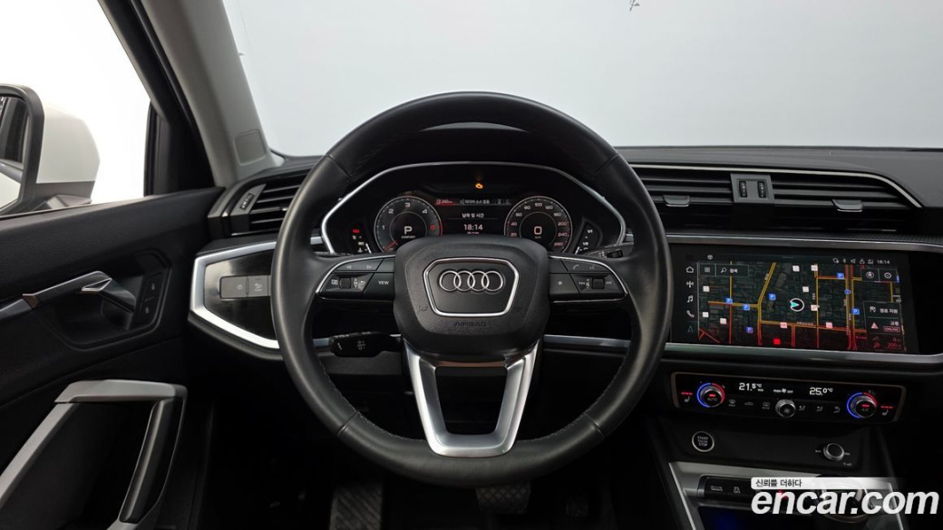 Audi Q3 35 TDI, 2022