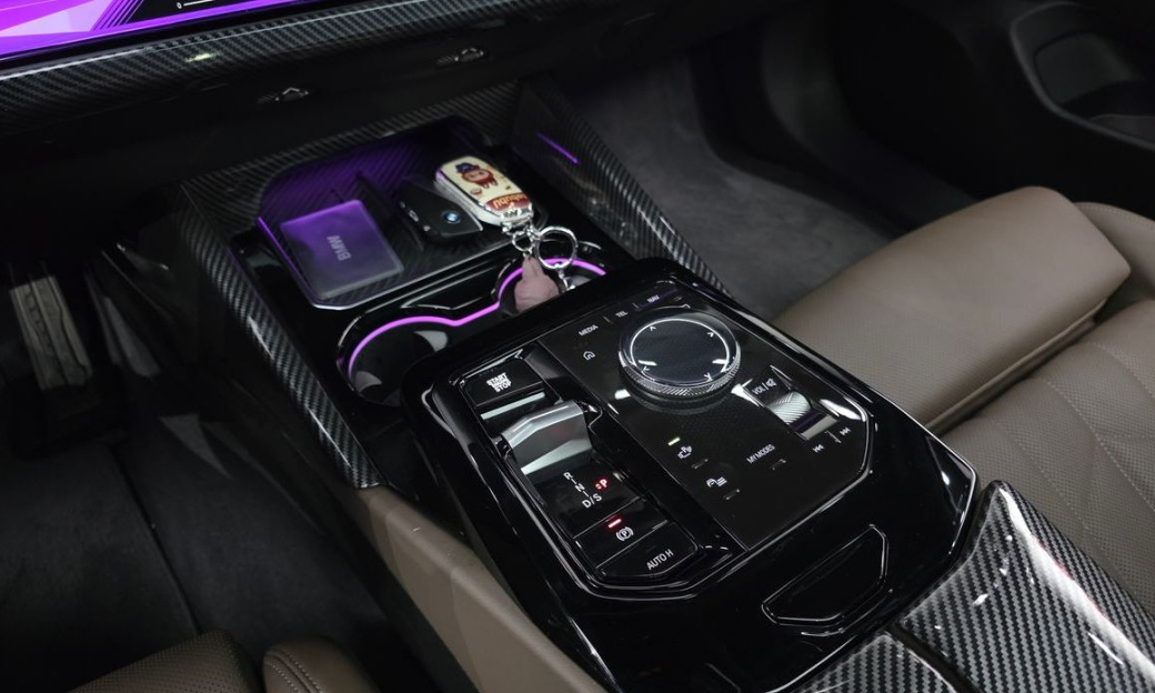 BMW 5-Series 520i Special Edition, 2025