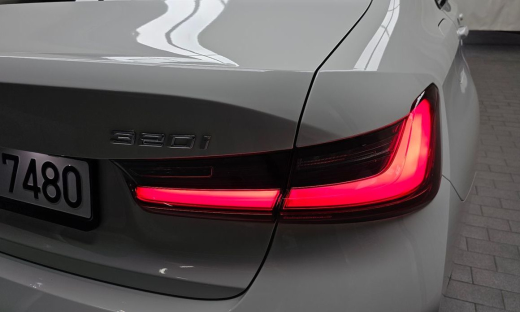 BMW 3-Series 320i M Sport, 2024