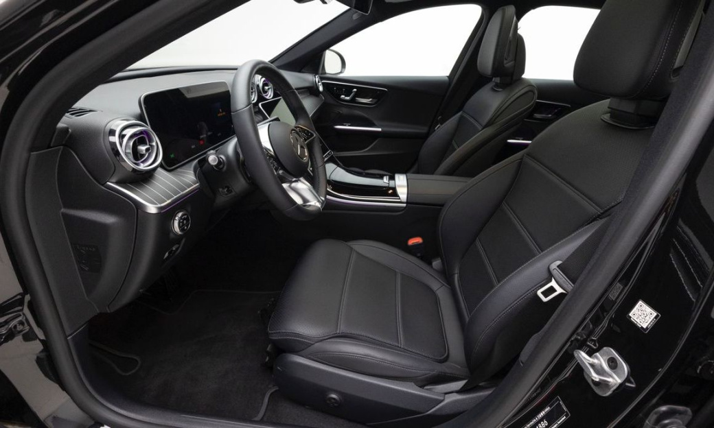 Mercedes-Benz C-Class C200 Avantgarde, 2025