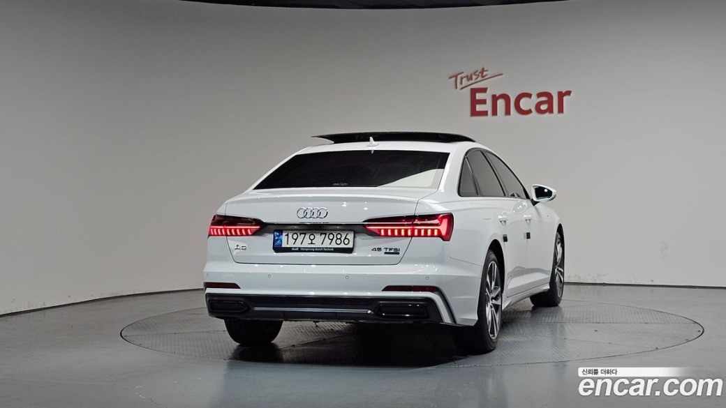 Audi A6 45 TFSI Quattro Premium, 2023