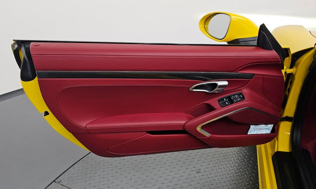 Porsche 718 4.0 GTS, 2024