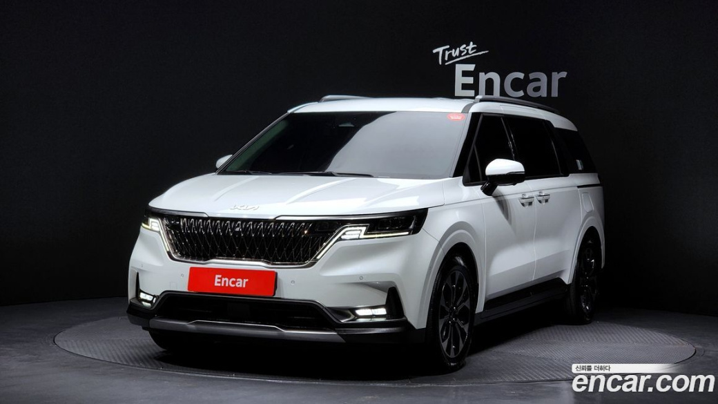 Kia Carnival 9-Seater Signature, 2022