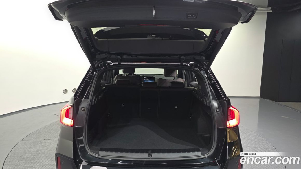 BMW X1 xDrive 20i M Sport, 2024