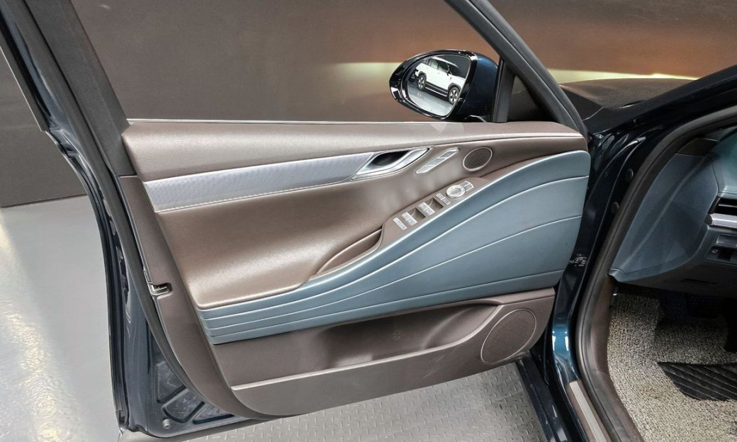 Genesis G80 Gasoline 2.5 Turbo AWD, 2022