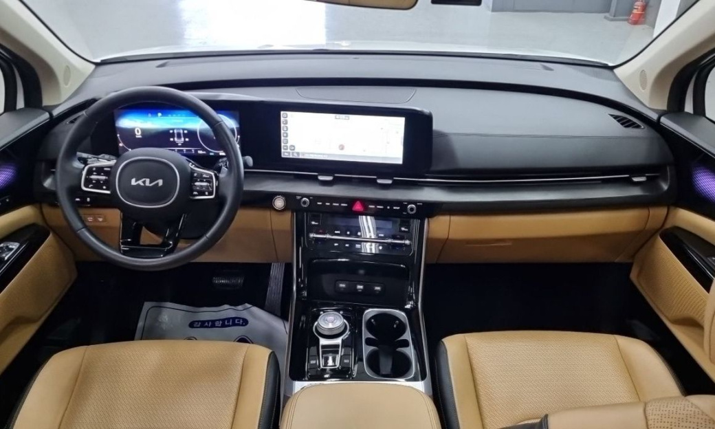 Kia Carnival 9-Seater Signature, 2023