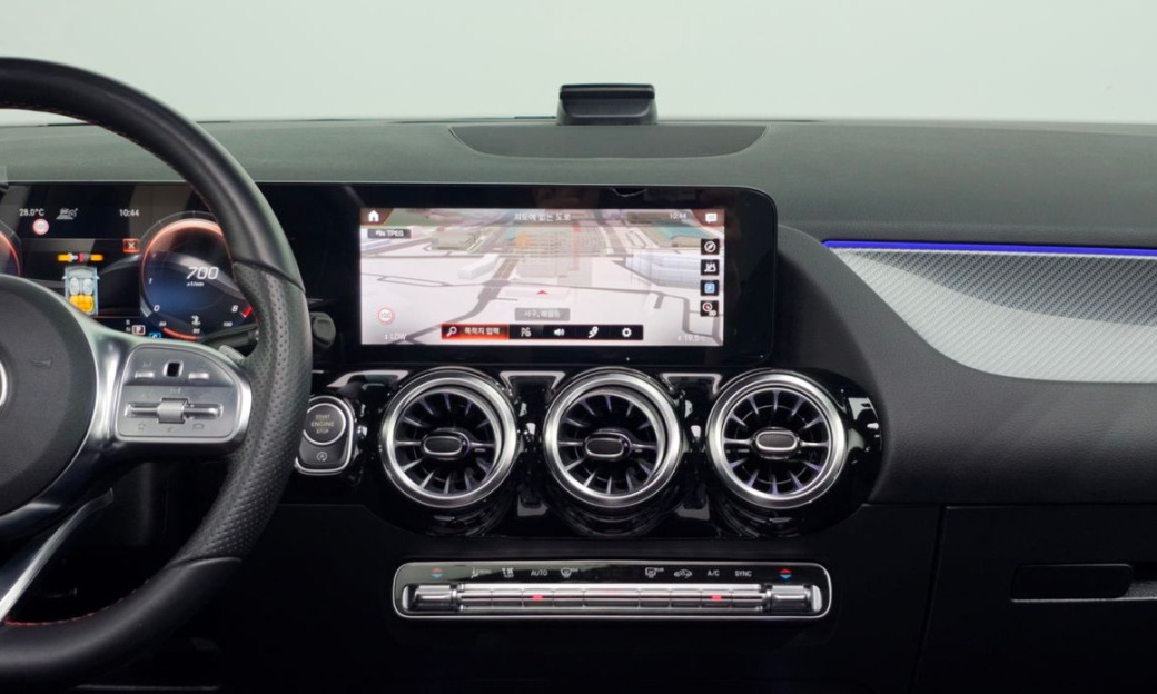 Mercedes-Benz GLA-Class GLA250 4MATIC, 2022