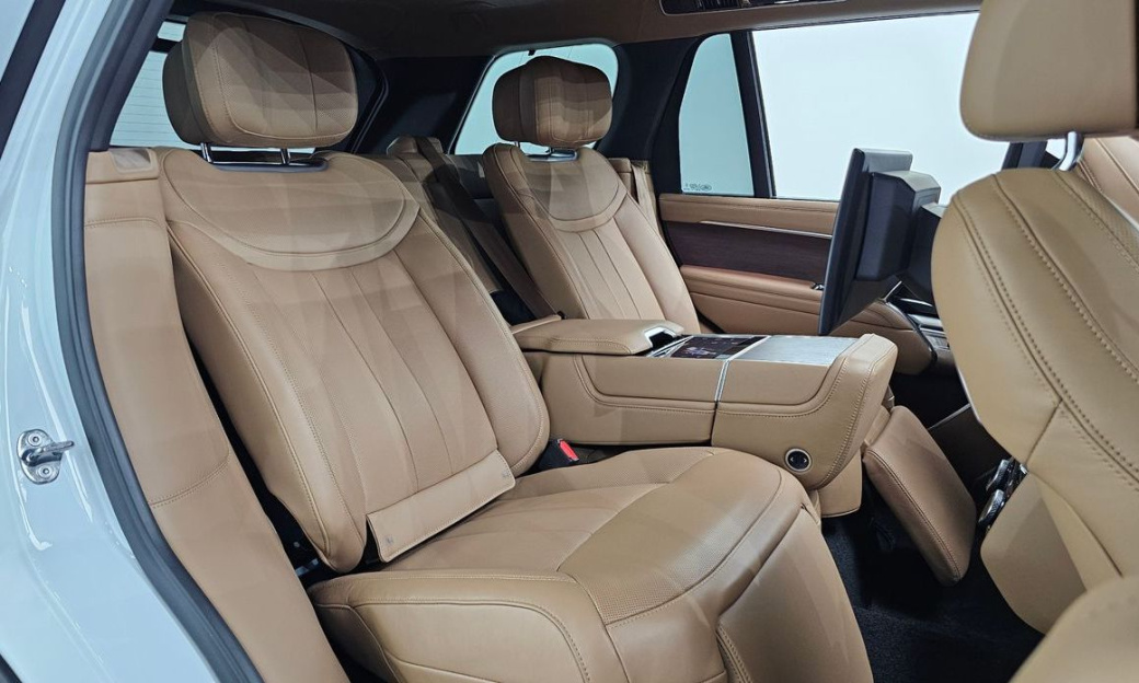 Land Rover Range Rover P530 Autobiography Long Wheel Base, 2023