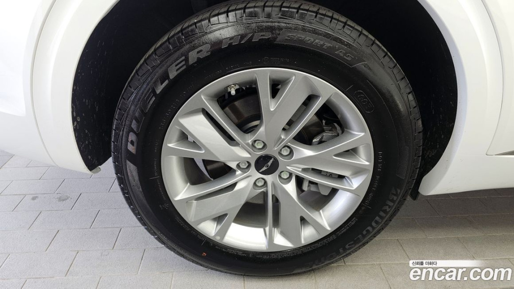 Genesis GV70 2.5T Gasoline 2WD, 2025
