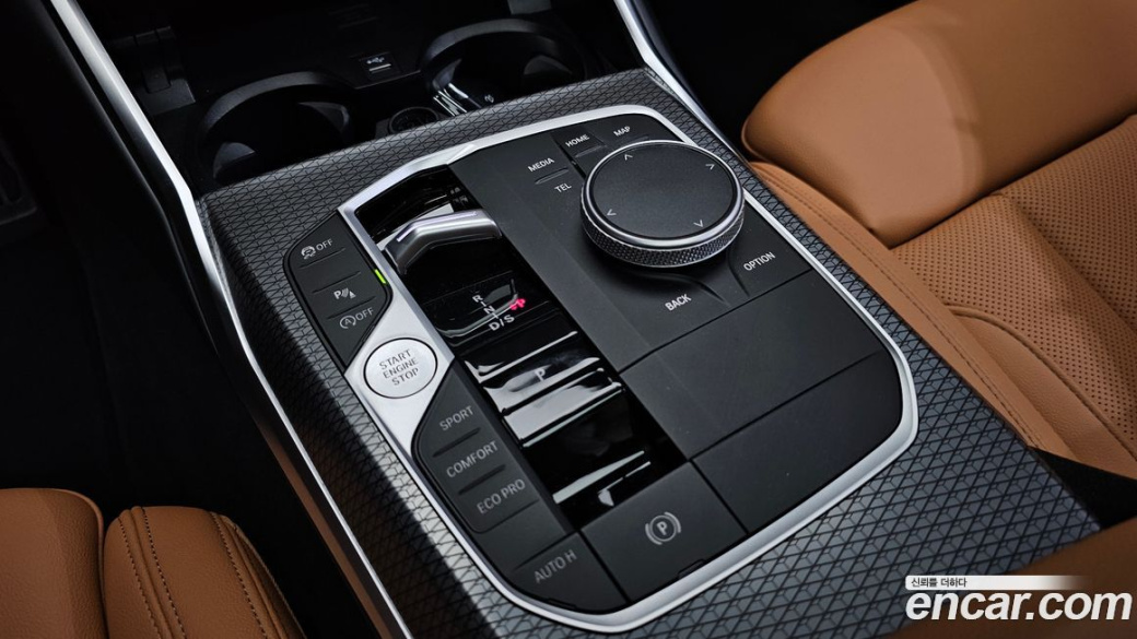 BMW 3-Series 320i M Sport, 2023
