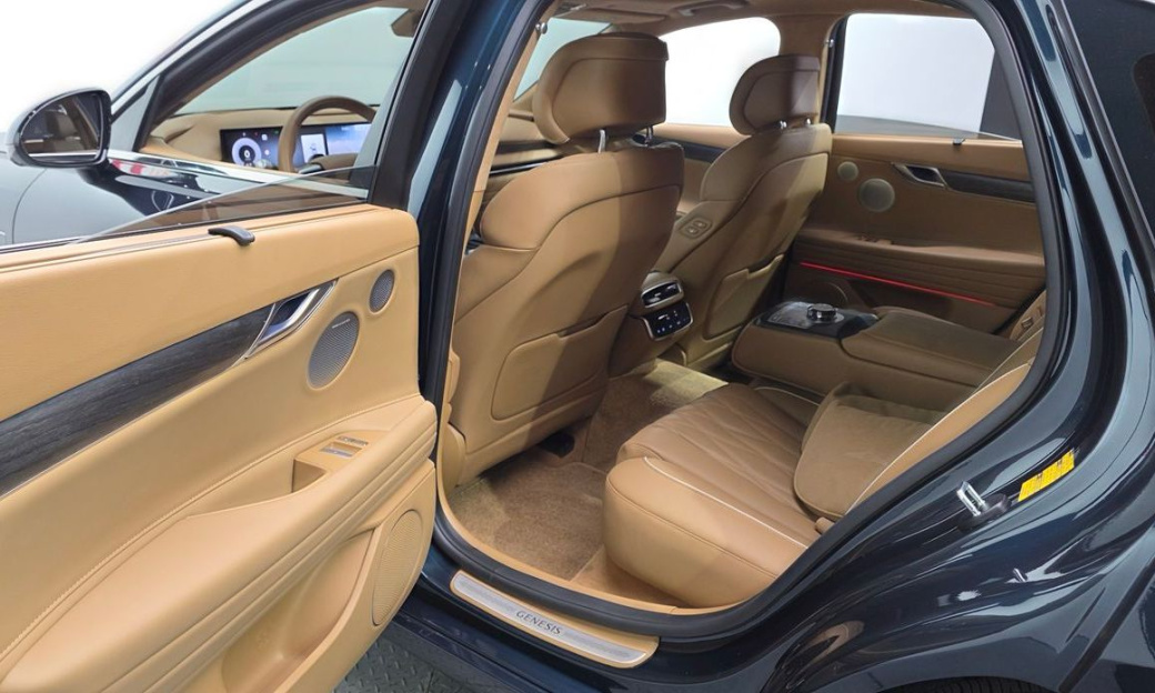Genesis G80 Gasoline 2.5 Turbo AWD, 2025