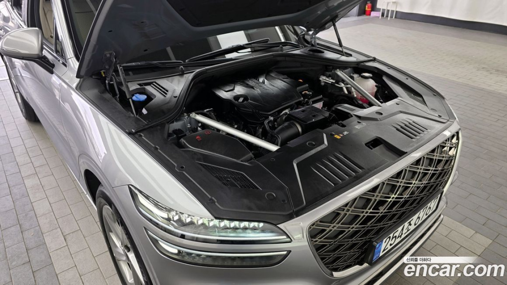 Genesis GV70 2.5T Gasoline AWD, 2025