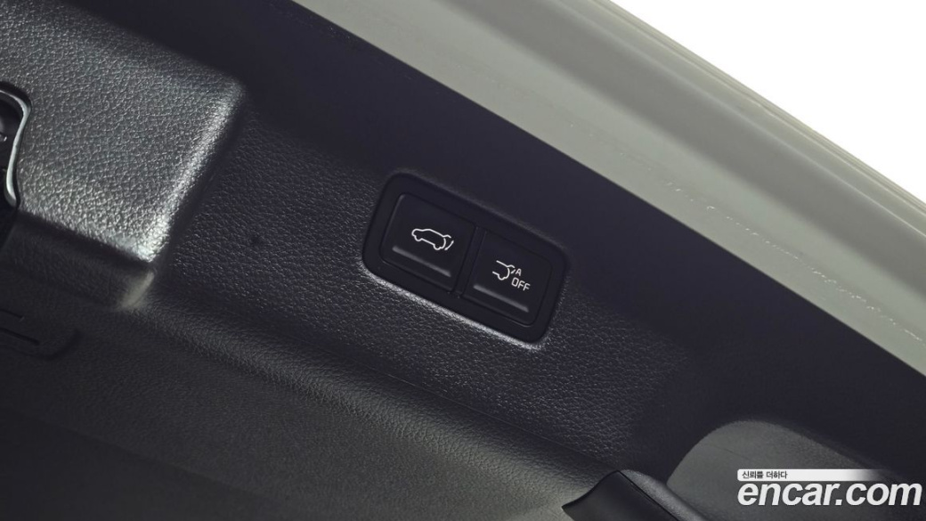 Kia Carnival 7-Seater Signature, 2022