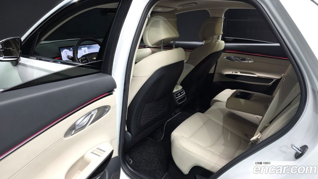Genesis GV70 2.5T Gasoline AWD, 2025