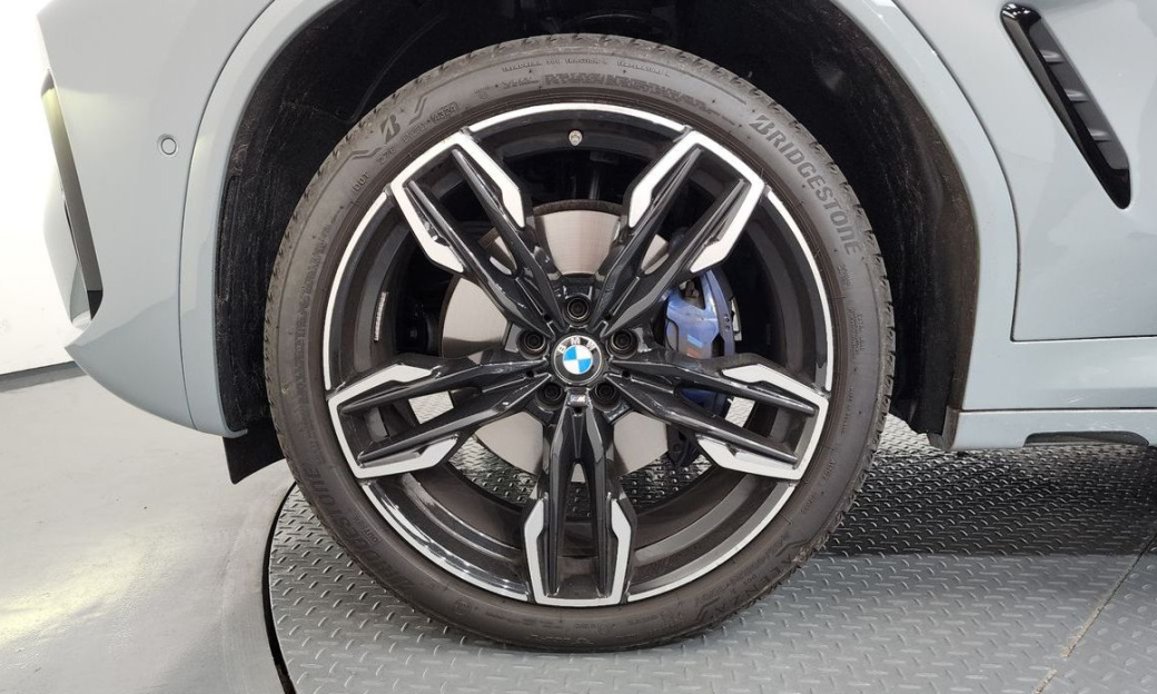 BMW X4 xDrive M40i, 2025