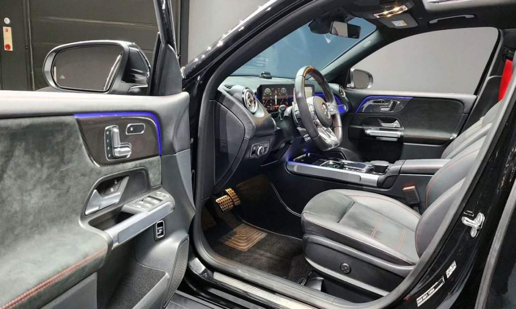 Mercedes-Benz GLB-Class AMG GLB35 4MATIC, 2023
