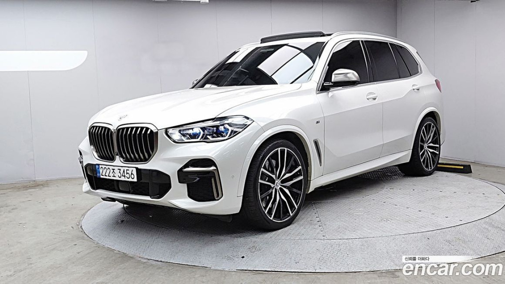 BMW X5 M50i, 2023