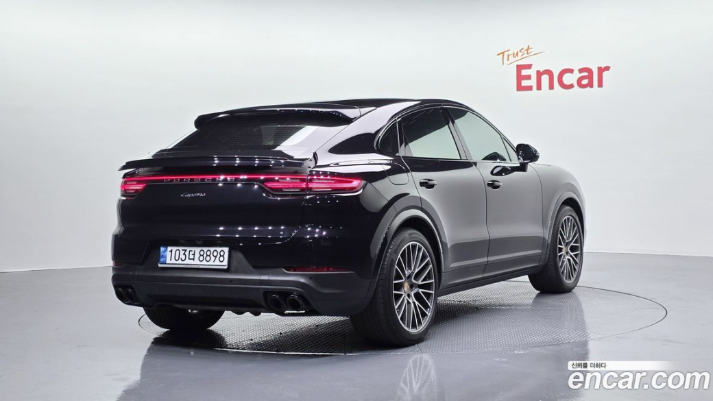 Porsche Cayenne 3.0 Coupe, 2022