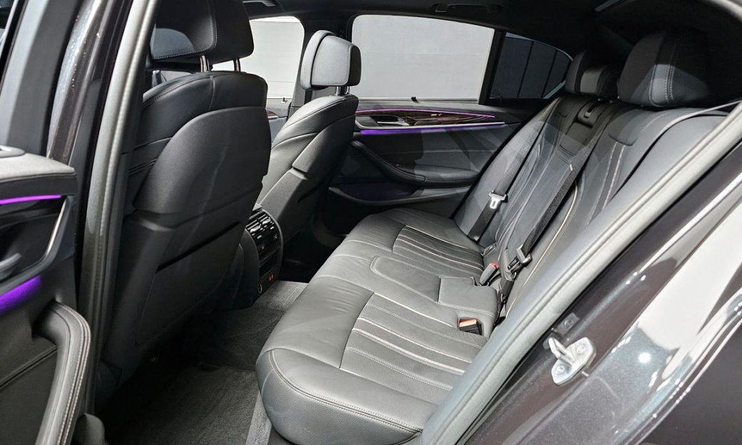 BMW 5-Series 520i M Sport, 2022