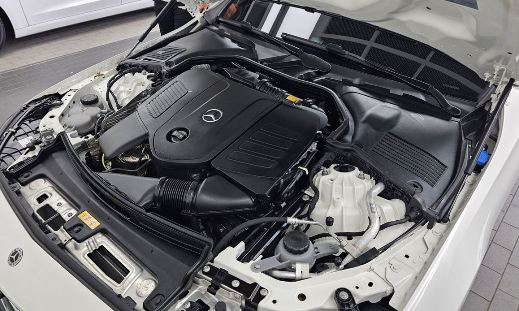 Mercedes-Benz C-Class C200 Avantgarde, 2024