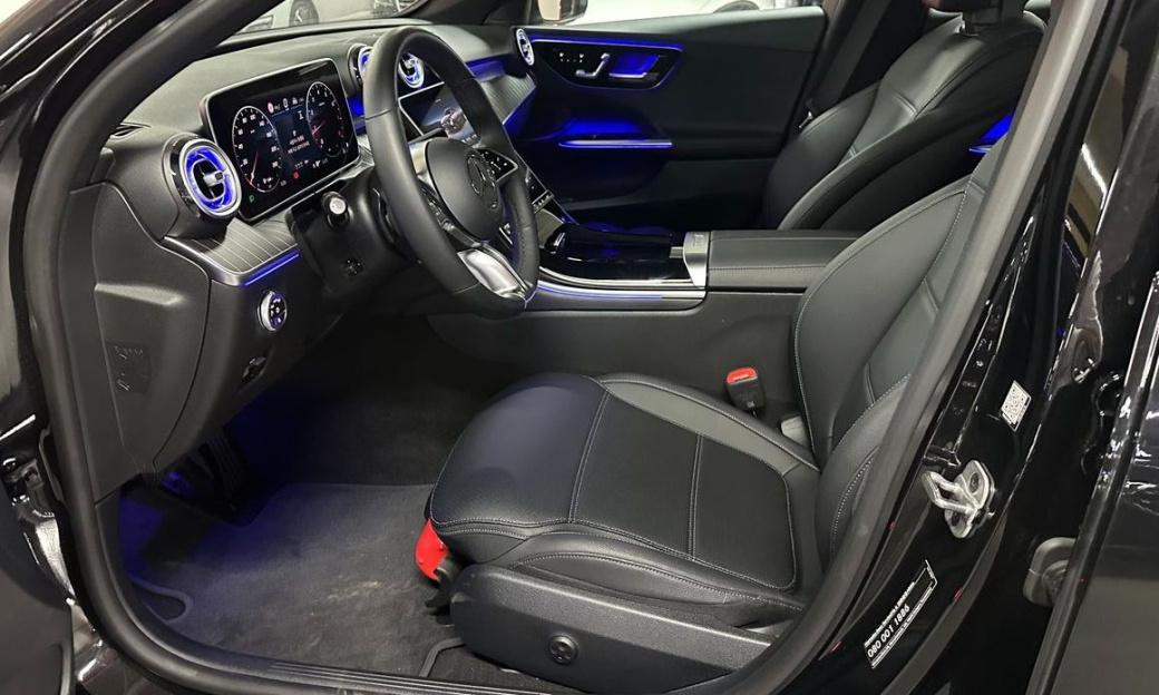 Mercedes-Benz C-Class C200 Avantgarde, 2025